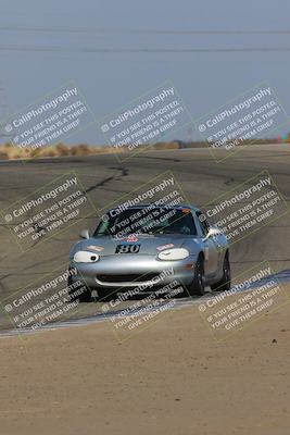 media/Oct-29-2022-CalClub SCCA (Sat) [[e05833b2e9]]/Race Group 3/Qualifying (Outside Grapevine)/